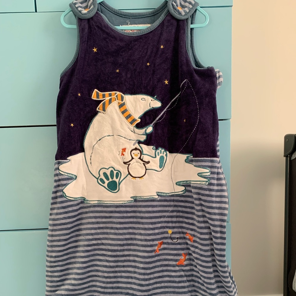 (3 for $15) Warm sleep sack. 2.7 TOG. Winter scene. 6 to 18 months.